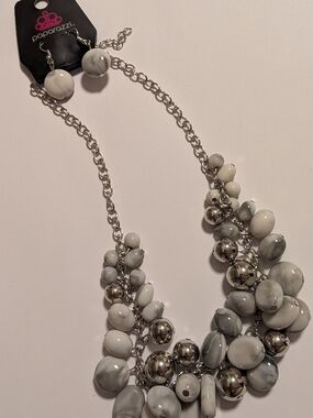 paparazzi Silver & White Marbled Beaded Bib Necklace with Earrings